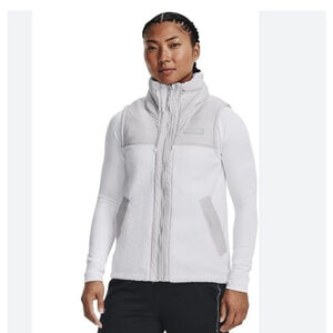Under Armour Mission Boucle Vest Sz XS White Loose Fit Fleece Athleisure Sporty